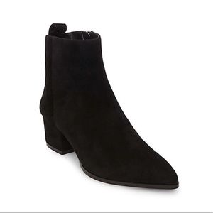 Steve Madden black clover bootie